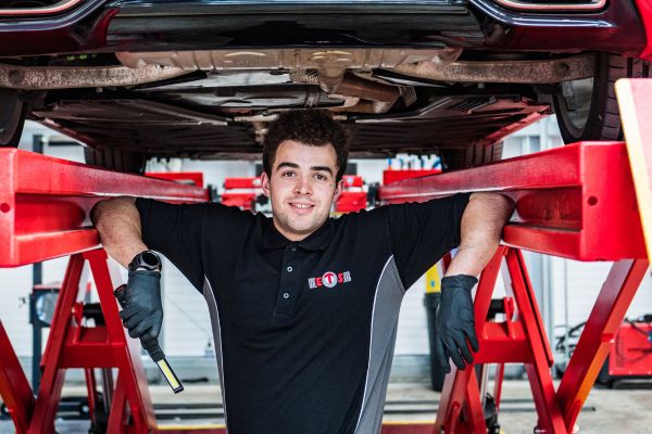 Eden Tyres & Servicing team MOT tester